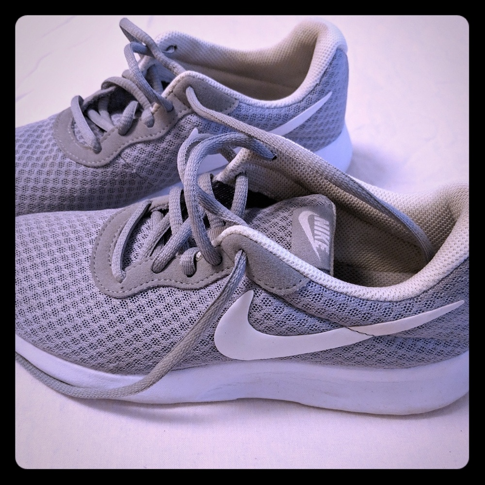 Nike Tanjun in Grey 6.5